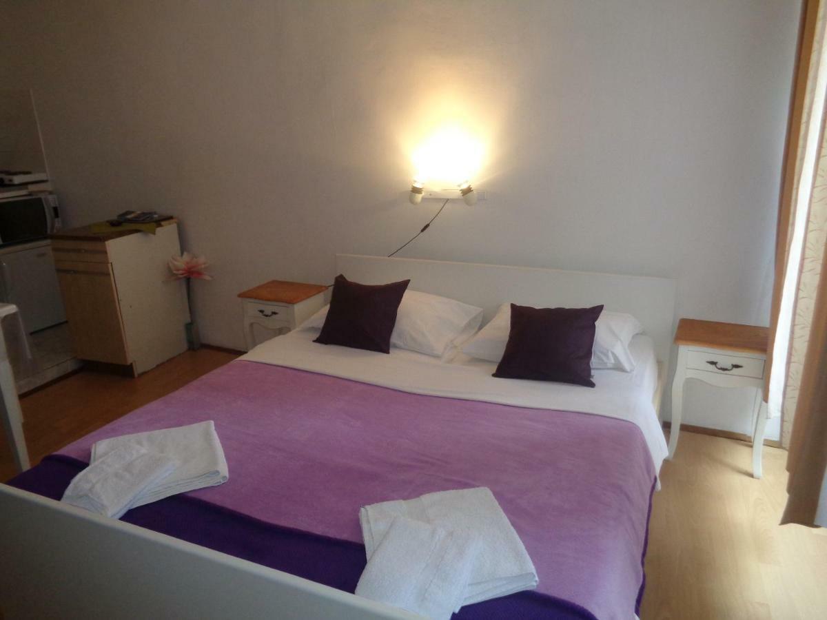 Cozy Studio-apartment Gordana In Center